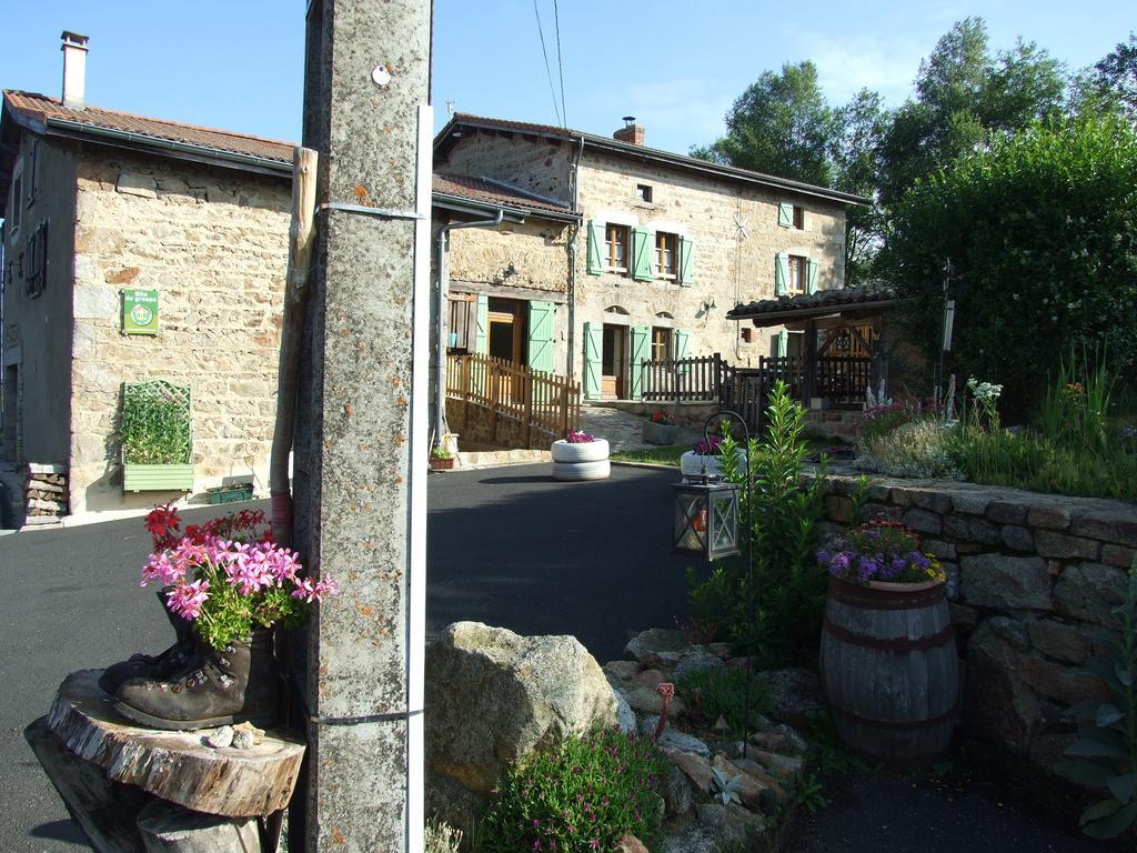 Les Deux Freres Hotel Échandelys Buitenkant foto