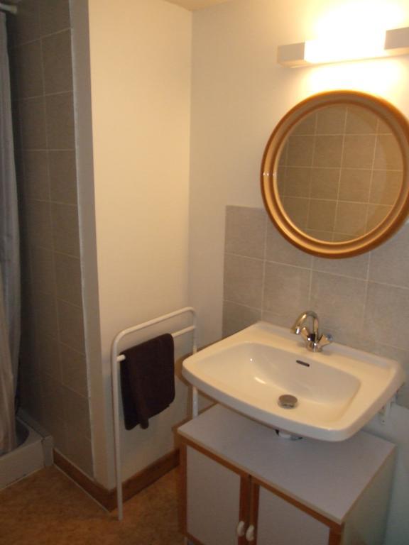 Les Deux Freres Hotel Échandelys Buitenkant foto